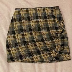 NWOT urban outfitters plaid skirt